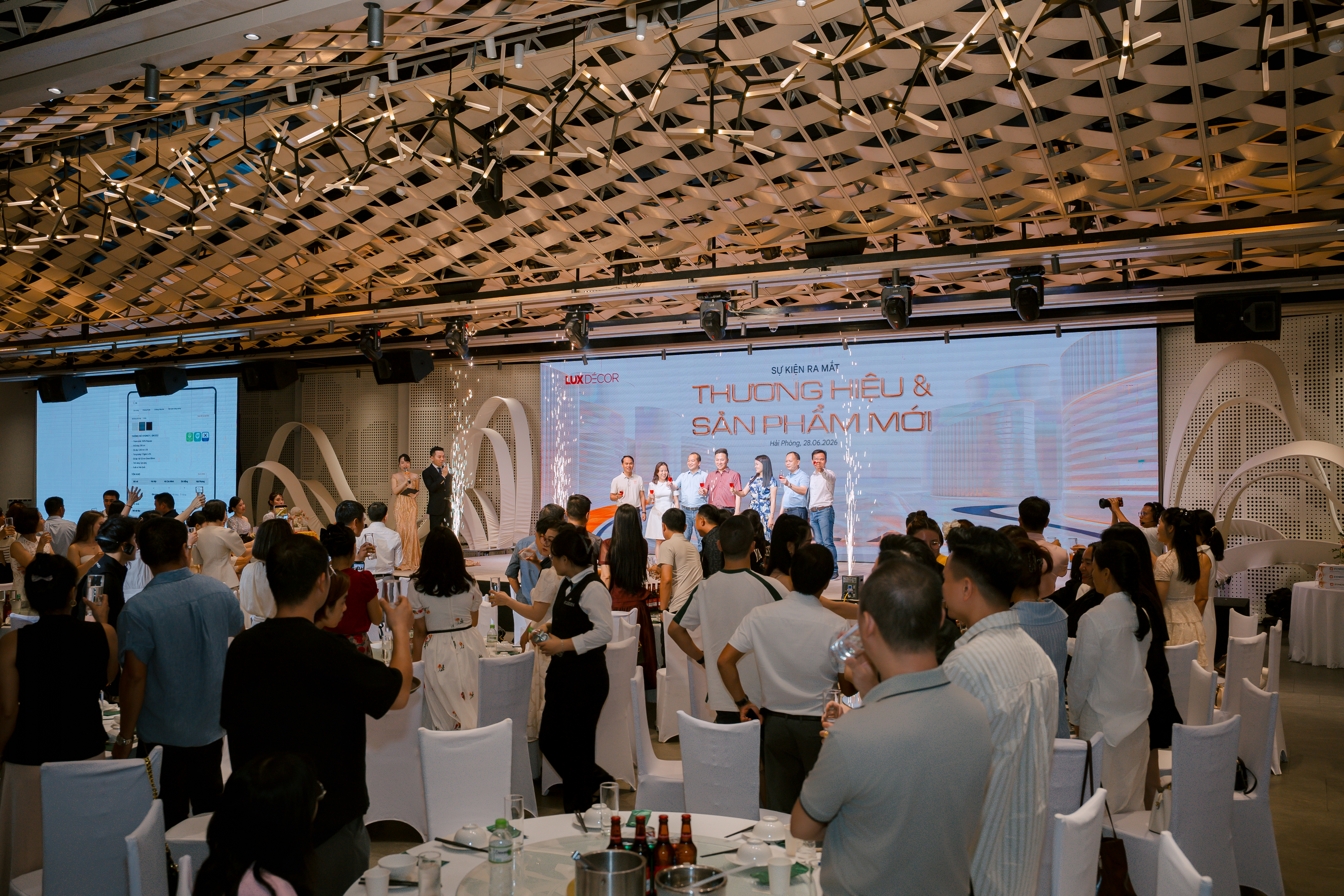 Lee09831 - ZENDECOR Vol.1 launch